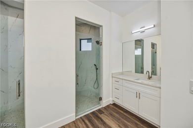 This extraordinary NEW CONSTRUCTION 3 bedroom (+ den), 2 bath - photo 25