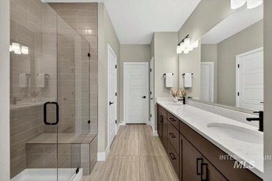 Enjoy refined, low-maintenance living in this beautifully - photo 26
