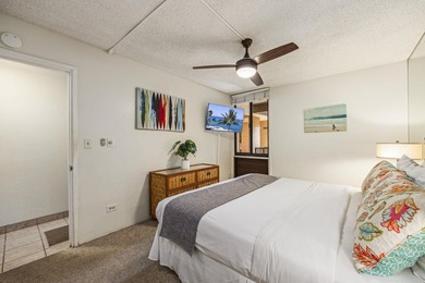 Kamaole Sands is ideally situated in South Maui, just across the - photo 29