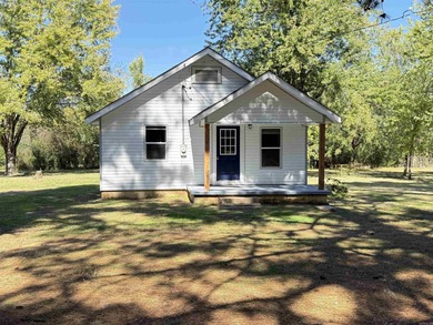 Lake Dardanelle Home For Sale in Clarksville Arkansas