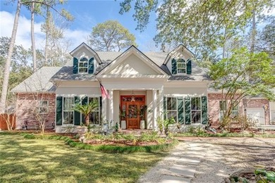 Lake Pontchartrain Home For Sale in Mandeville Louisiana
