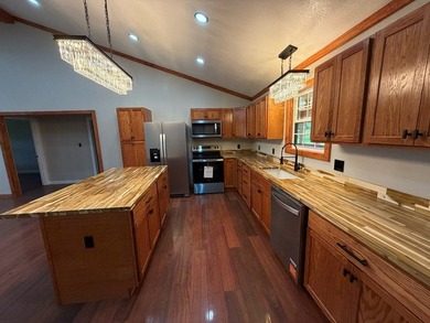 Wake up to panoramic lake views and the peaceful beauty of Lake - photo 16