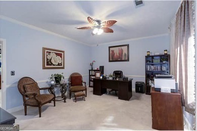 Owners are purchasing additional property & moving in the near - photo 18
