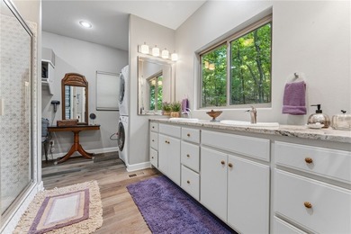 Welcome to your private Northwest Arkansas retreat! Tucked at - photo 19
