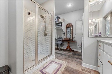 Welcome to your private Northwest Arkansas retreat! Tucked at - photo 20