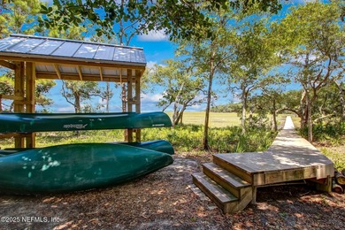 If you haven't seen Waterman's Bluff, then you're missing one of - photo 21