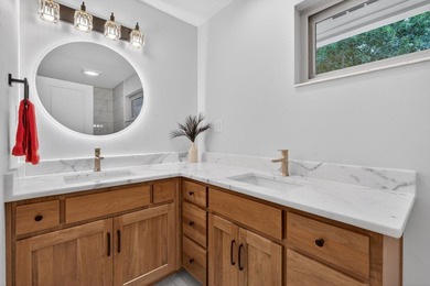 Experience the perfect blend of luxury, craftsmanship, and - photo 23