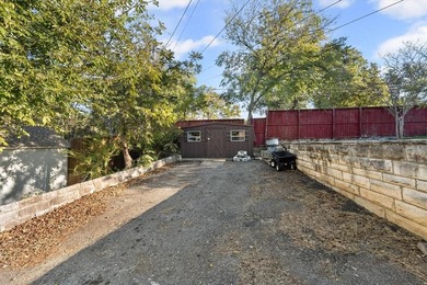 MUST SEE!!One of a kind Woodway property tucked away at the end - photo 23