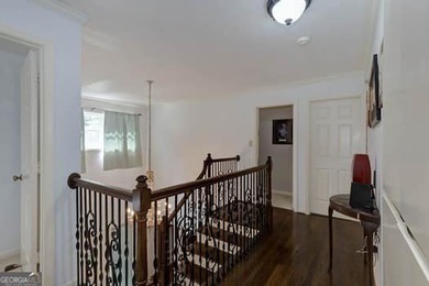 Owners are purchasing additional property & moving in the near - photo 25
