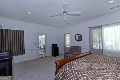 Owners are purchasing additional property & moving in the near - photo 26