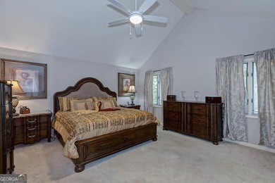 Owners are purchasing additional property & moving in the near - photo 32