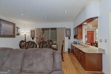 Owners are purchasing additional property & moving in the near - photo 35