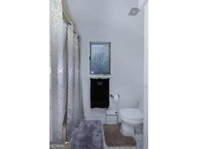 Owners are purchasing additional property & moving in the near - photo 44