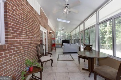 Owners are purchasing additional property & moving in the near - photo 48