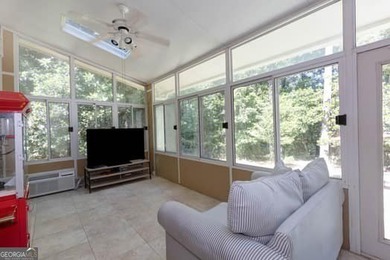 Owners are purchasing additional property & moving in the near - photo 49