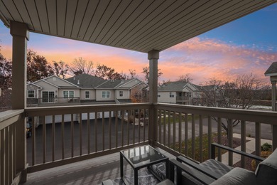 Pewaukee Lake Condo For Sale in Pewaukee Wisconsin