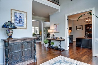 Custom built Manor by Jack Schoch in sought after Great Neck - photo 7