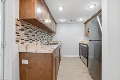 Carefree living - First floor, 3 BR, 2 BA 1250 sq ft with FP in - photo 8