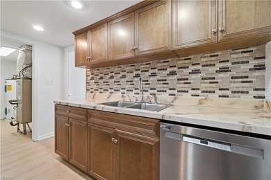 Carefree living - First floor, 3 BR, 2 BA 1250 sq ft with FP in - photo 10