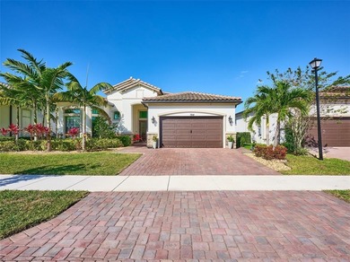(private lake, pond, coastal) Home Active Under Contract in Parkland Florida