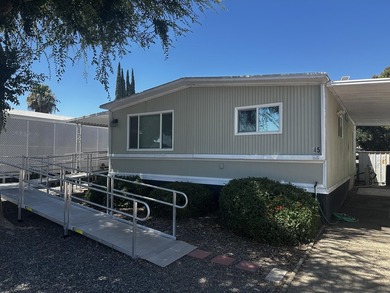 Welcome home to comfortable, affordable living in this - photo 2