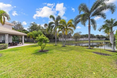 NEW PRICE! Exceptional Value on a Rare Lakefront Cul-de-Sac Home - photo 3