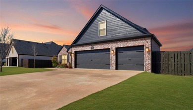This immaculate 4 bedroom, 3 bath home has room for everything - photo 6