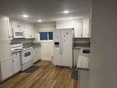 Welcome home to comfortable, affordable living in this - photo 7