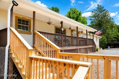 Price Reduction on this Cozy home Near the Lake WITH large - photo 4