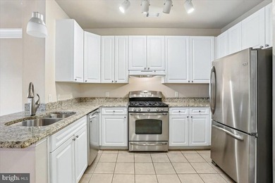 Enjoy a carefree lifestyle at The Fitz, where exceptional - photo 6