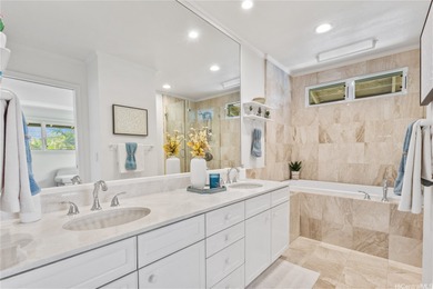 Corner-end waterfront townhome in the sought-after Gateway - photo 11