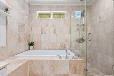 Corner-end waterfront townhome in the sought-after Gateway - photo 12