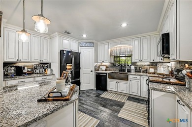 Fully Remodeled One-Story Near Lake Belton | 4BD / 2.5BA + - photo 12