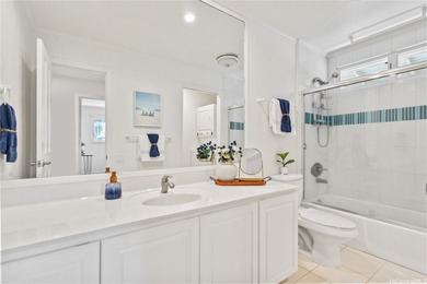 Corner-end waterfront townhome in the sought-after Gateway - photo 17
