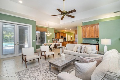 Stunning Executive Pool Home with RV/boat Garage blends elegance - photo 18