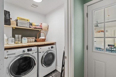 Welcome to this beautiful 3-bedroom, 2-bath, brick home that - photo 23