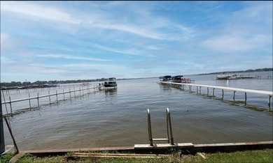 Welcome to Lake Life Living! This stunning split-level home in - photo 4