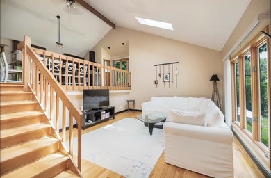 Welcome to Lake Life Living! This stunning split-level home in - photo 6