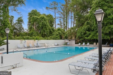 Welcome to easy coastal living in this beautifully maintained - photo 10