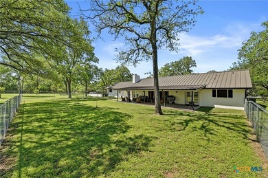 Fully Remodeled One-Story Near Lake Belton | 4BD / 2.5BA + - photo 30