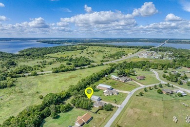 Welcome to this beautiful 3-bedroom, 2-bath, brick home that - photo 37