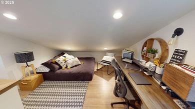This expansive 2,188 sq. ft. home in Gold Beach, Oregon, offers - photo 38