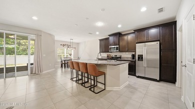 Welcome to this beautifully maintained home in the desirable - photo 3