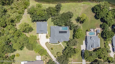 Stunning Executive Pool Home with RV/boat Garage blends elegance - photo 60