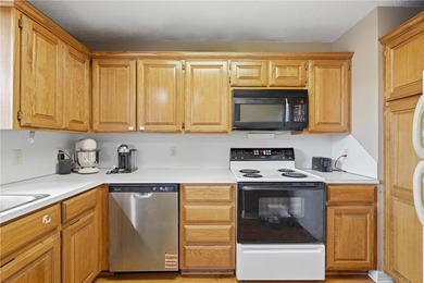 Your opportunity to buy a Townhome in Table Rock Landing, a - photo 15