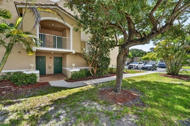 3-bedroom, 2-bathroom condominium in the highly desirable - photo 2