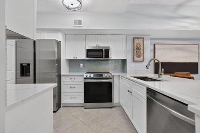3-bedroom, 2-bathroom condominium in the highly desirable - photo 4