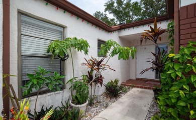 This 3-bedroom, 2-bathroom single-story home offers 1,672 square - photo 3