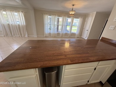 Beautifully remodeled brick ranch just a short walk to the beach - photo 10