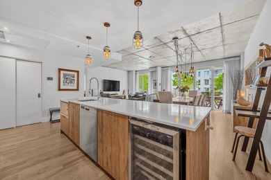 Stunning ground-floor condo in the prestigious Monroe complex in - photo 10
